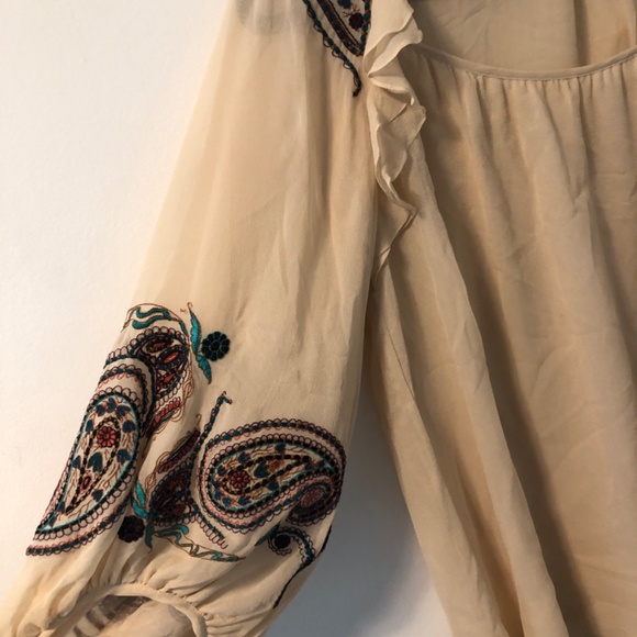 Nanette  Lepore  embroidered and lined silk blouse, size 12 - Picture 3 of 4